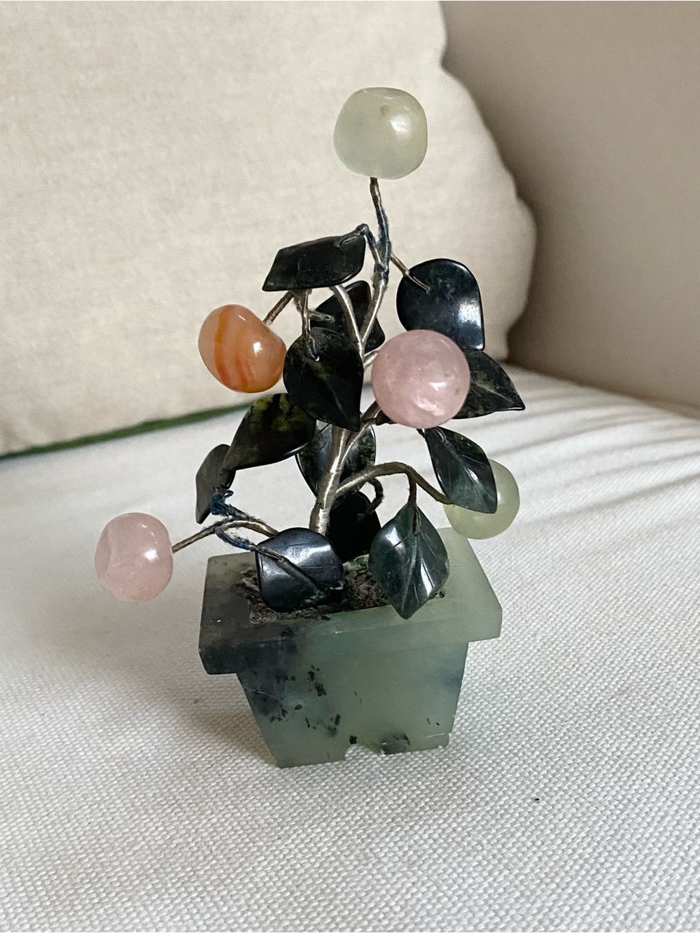 Vtg Chinese Gemstone Bonsai Tree Carved Jade Agate Quartz Wire Mini Figurine
